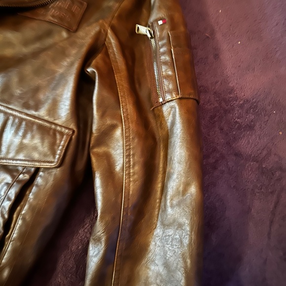 Tommy Hilfiger Faux-leather Faux-fur bomber - Picture 2 of 4